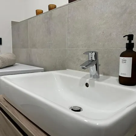 Exklusives Wohnen Im Historischen Wasserturm Dem Highlight Von We215 *